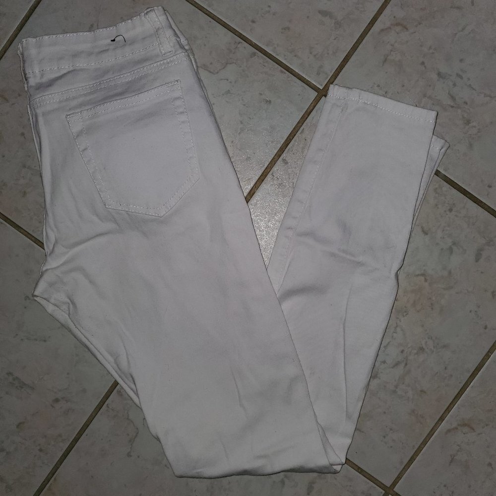 Coldwater Creek Patite White Pair of Jeans